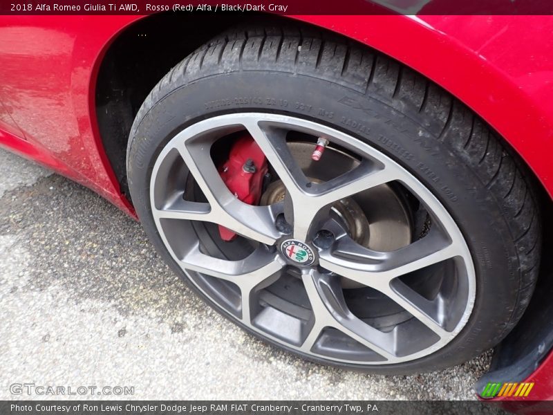 Rosso (Red) Alfa / Black/Dark Gray 2018 Alfa Romeo Giulia Ti AWD