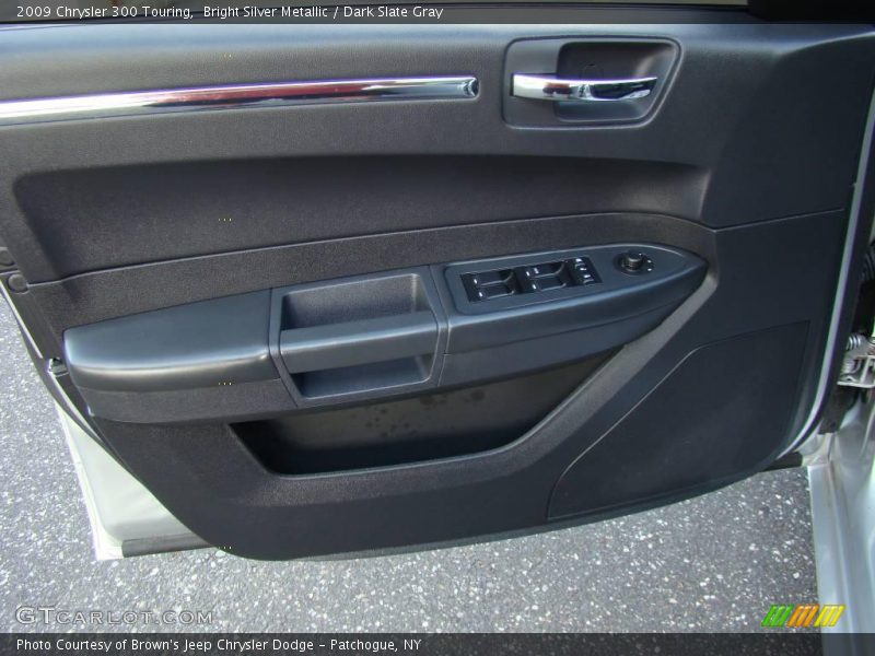Bright Silver Metallic / Dark Slate Gray 2009 Chrysler 300 Touring