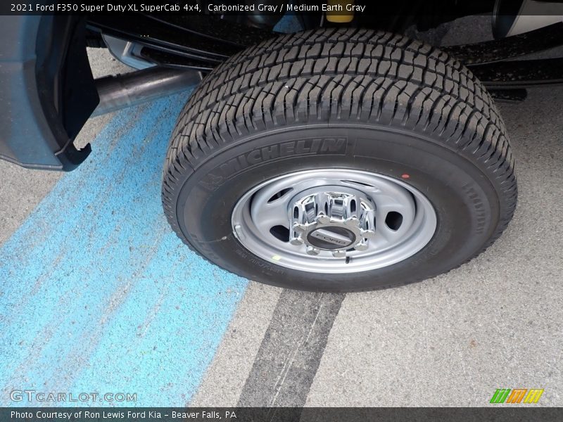 Carbonized Gray / Medium Earth Gray 2021 Ford F350 Super Duty XL SuperCab 4x4