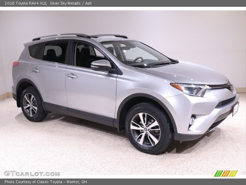 Silver Sky Metallic / Ash 2018 Toyota RAV4 XLE