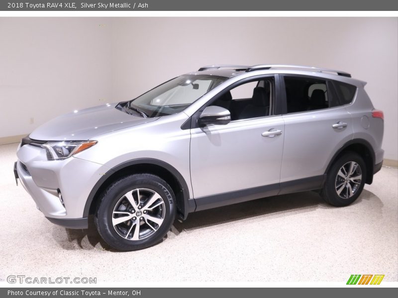 Silver Sky Metallic / Ash 2018 Toyota RAV4 XLE