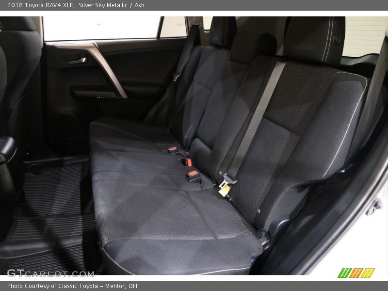 Silver Sky Metallic / Ash 2018 Toyota RAV4 XLE