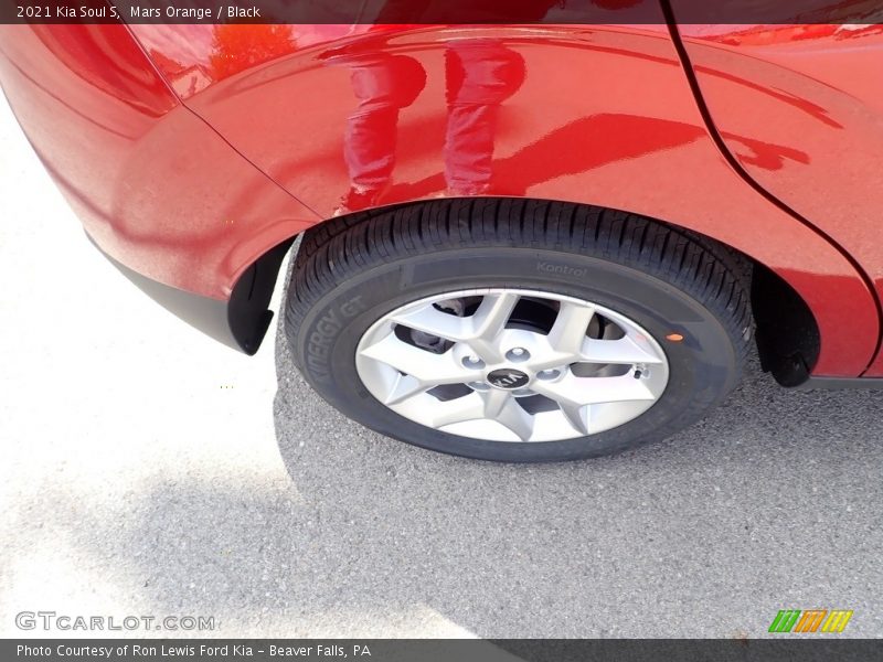 Mars Orange / Black 2021 Kia Soul S