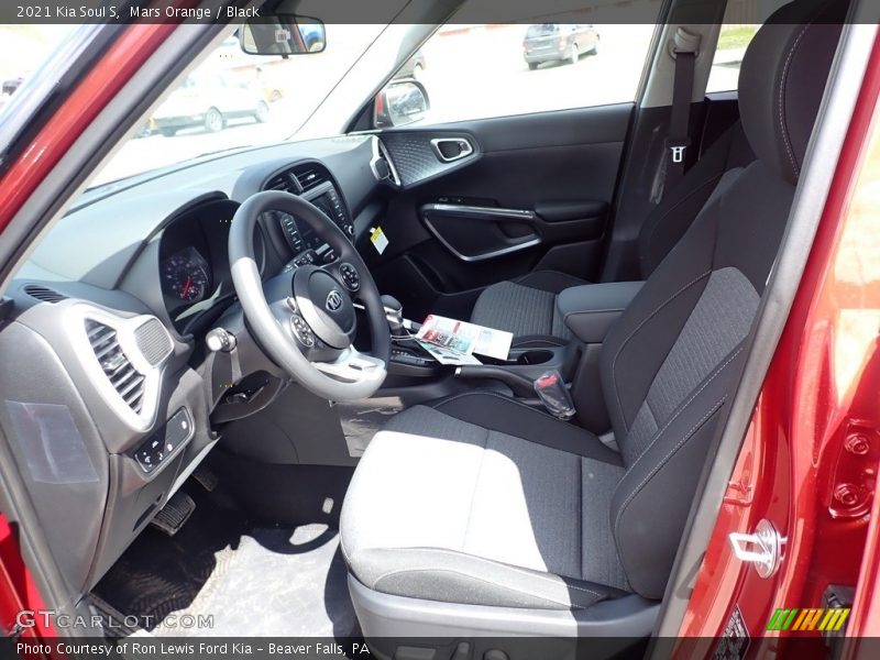 Mars Orange / Black 2021 Kia Soul S
