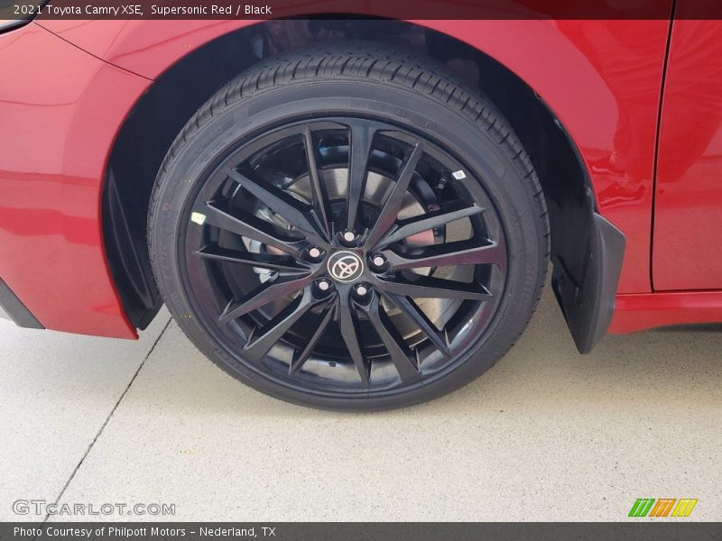 Supersonic Red / Black 2021 Toyota Camry XSE