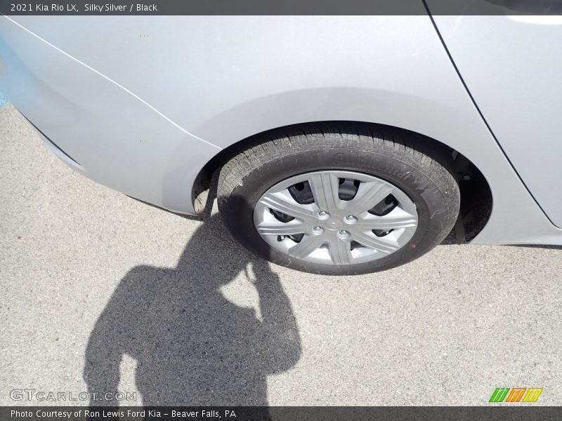 Silky Silver / Black 2021 Kia Rio LX