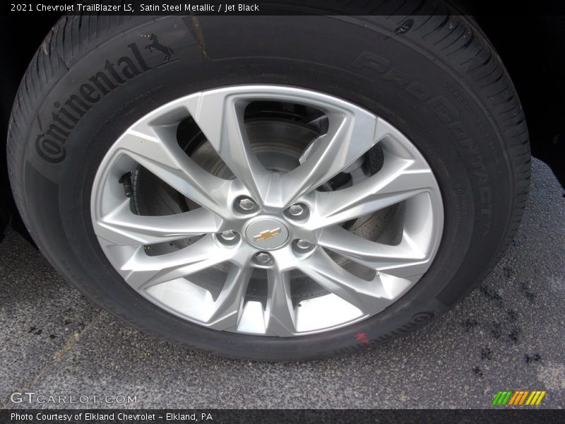 Satin Steel Metallic / Jet Black 2021 Chevrolet TrailBlazer LS