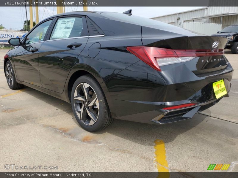 Phantom Black / Black 2021 Hyundai Elantra Limited