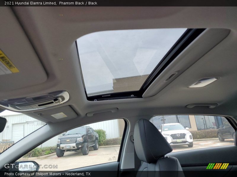 Phantom Black / Black 2021 Hyundai Elantra Limited