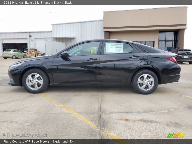 Phantom Black / Black 2021 Hyundai Elantra SE