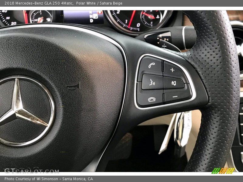  2018 GLA 250 4Matic Steering Wheel