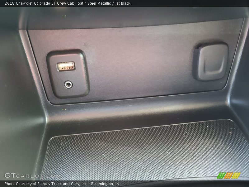 Satin Steel Metallic / Jet Black 2018 Chevrolet Colorado LT Crew Cab