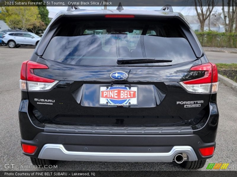 Crystal Black Silica / Black 2021 Subaru Forester 2.5i Touring