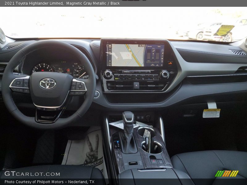 Magnetic Gray Metallic / Black 2021 Toyota Highlander Limited