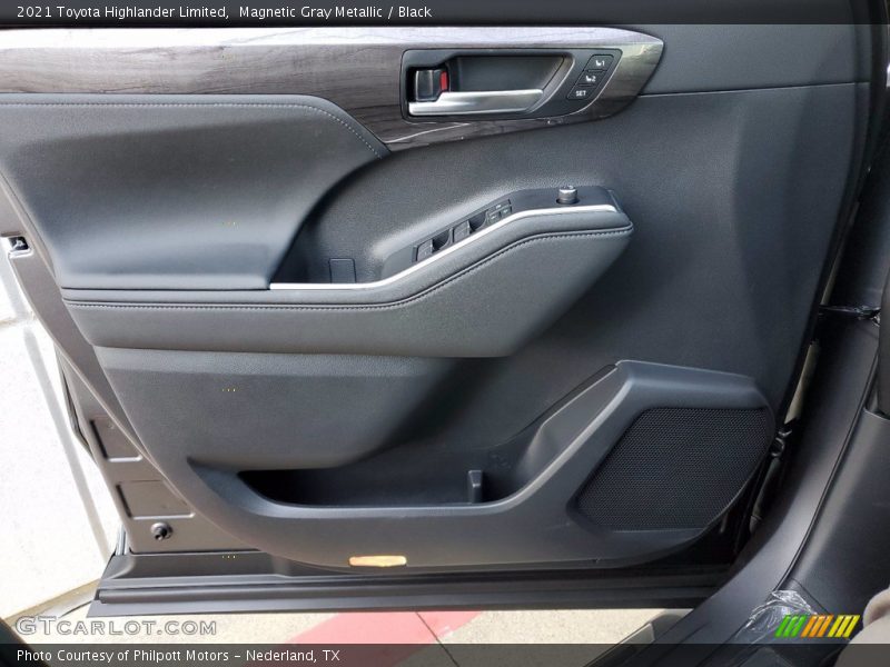 Magnetic Gray Metallic / Black 2021 Toyota Highlander Limited