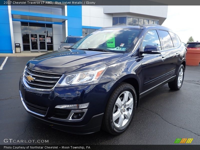Blue Velvet Metallic / Ebony 2017 Chevrolet Traverse LT AWD