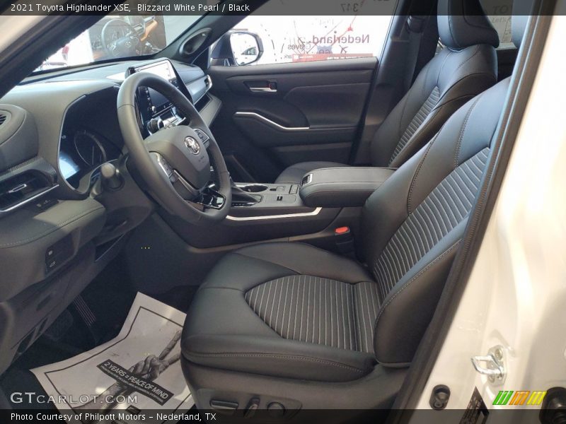Blizzard White Pearl / Black 2021 Toyota Highlander XSE