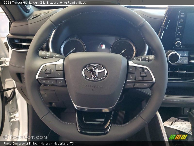 Blizzard White Pearl / Black 2021 Toyota Highlander XSE