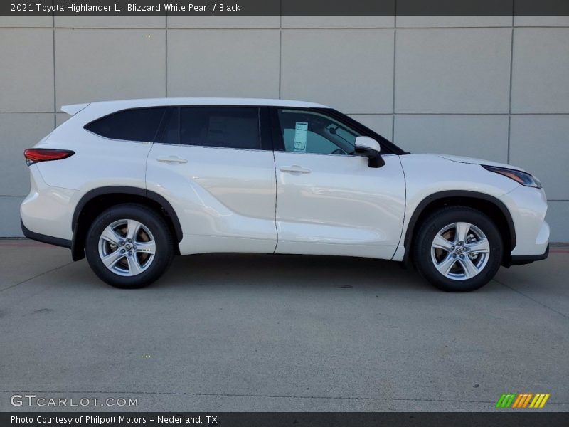 Blizzard White Pearl / Black 2021 Toyota Highlander L
