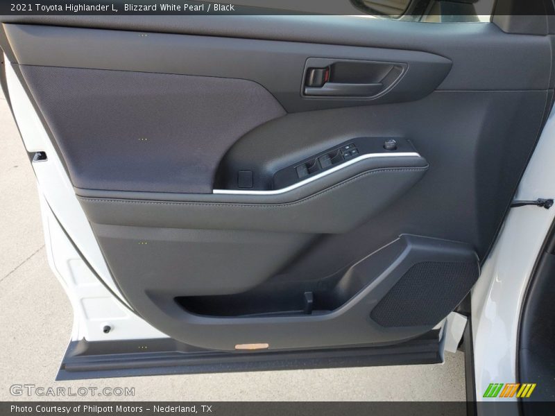 Blizzard White Pearl / Black 2021 Toyota Highlander L