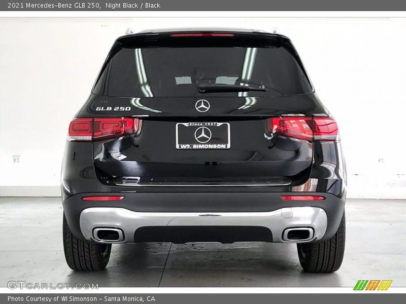 Night Black / Black 2021 Mercedes-Benz GLB 250