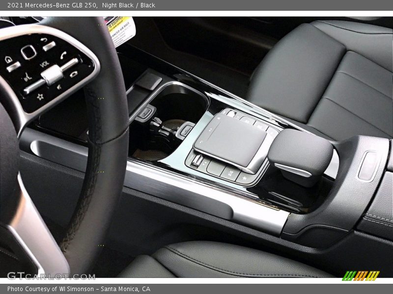 Night Black / Black 2021 Mercedes-Benz GLB 250