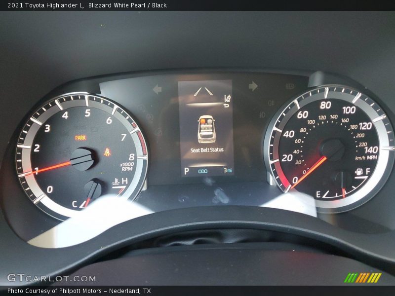 Blizzard White Pearl / Black 2021 Toyota Highlander L