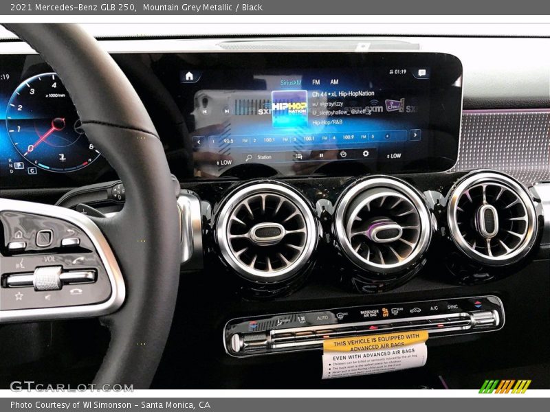 Mountain Grey Metallic / Black 2021 Mercedes-Benz GLB 250