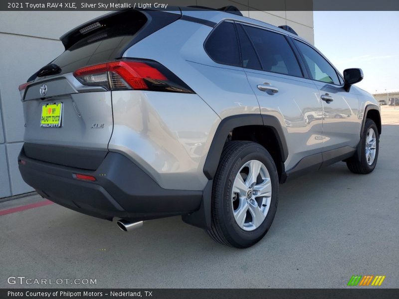 Silver Sky Metallic / Light Gray 2021 Toyota RAV4 XLE
