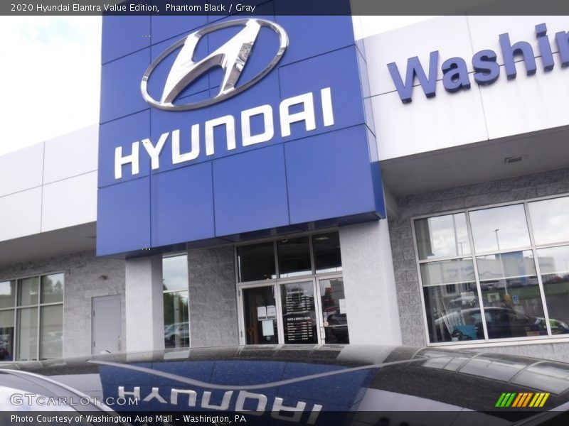 Phantom Black / Gray 2020 Hyundai Elantra Value Edition