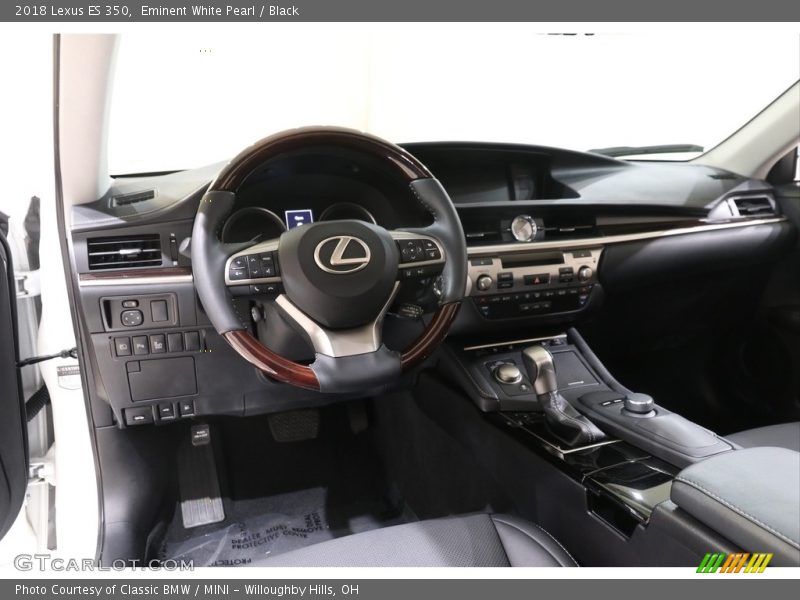 Eminent White Pearl / Black 2018 Lexus ES 350