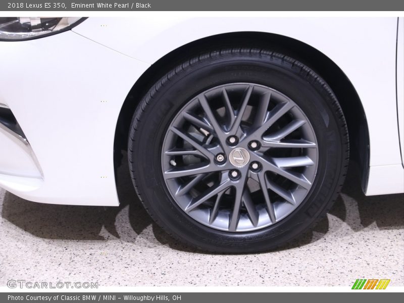 Eminent White Pearl / Black 2018 Lexus ES 350