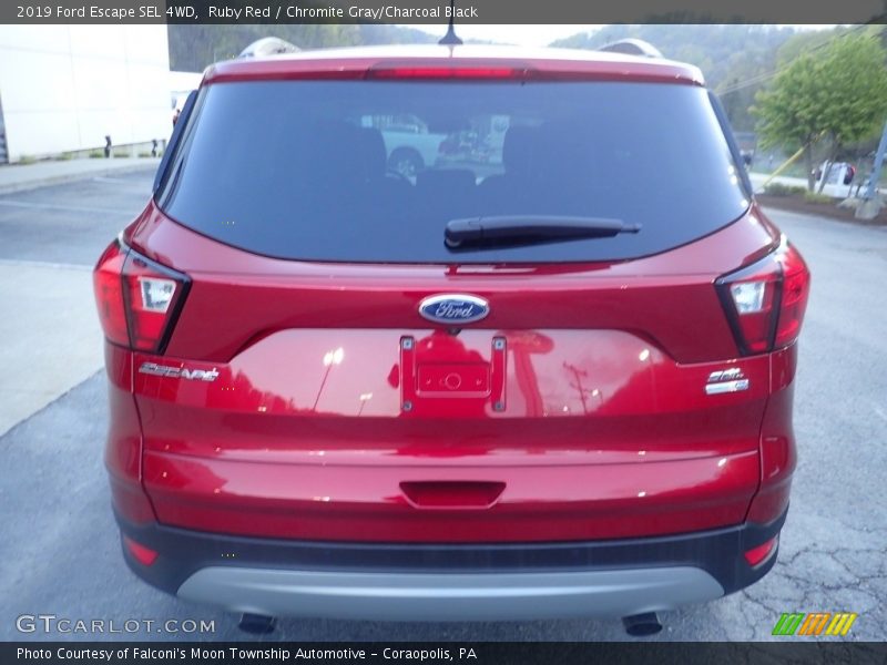Ruby Red / Chromite Gray/Charcoal Black 2019 Ford Escape SEL 4WD