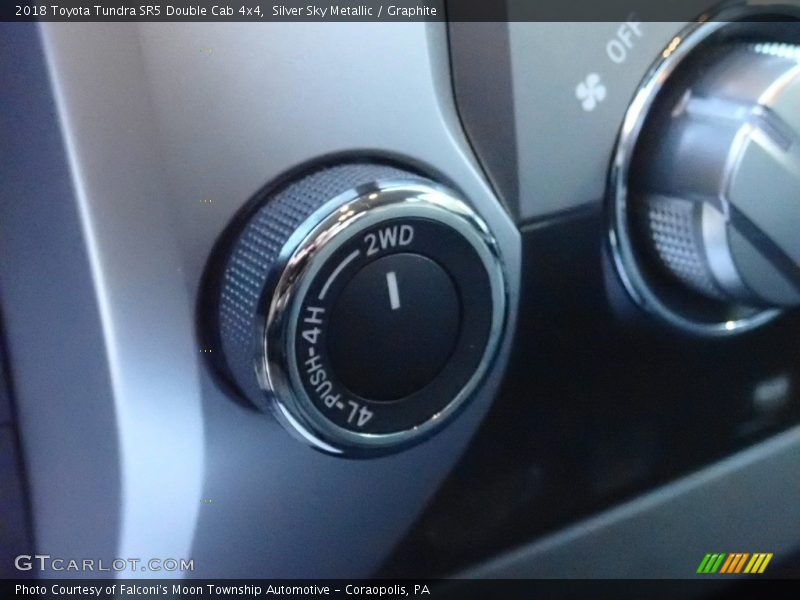 Silver Sky Metallic / Graphite 2018 Toyota Tundra SR5 Double Cab 4x4