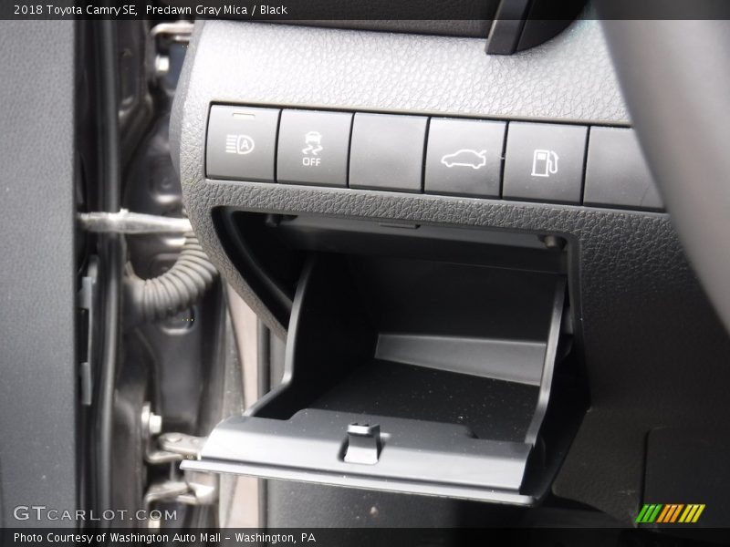 Predawn Gray Mica / Black 2018 Toyota Camry SE