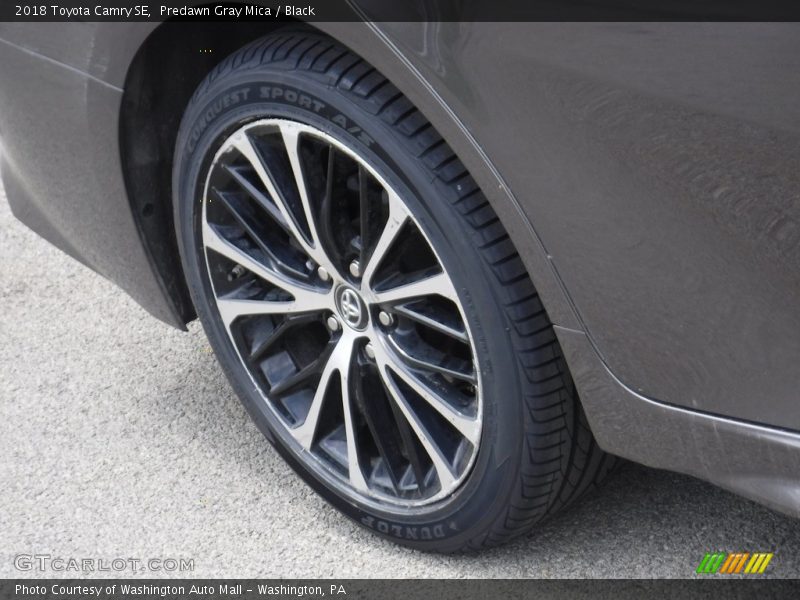 Predawn Gray Mica / Black 2018 Toyota Camry SE