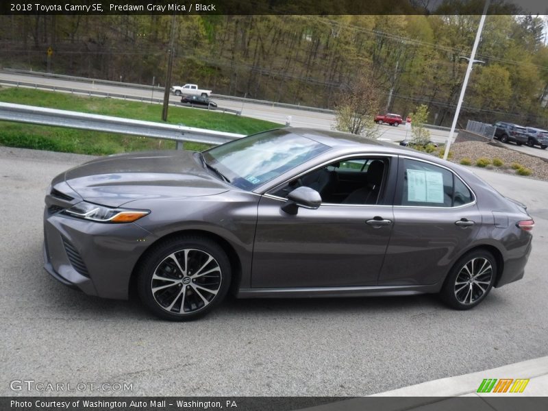 Predawn Gray Mica / Black 2018 Toyota Camry SE