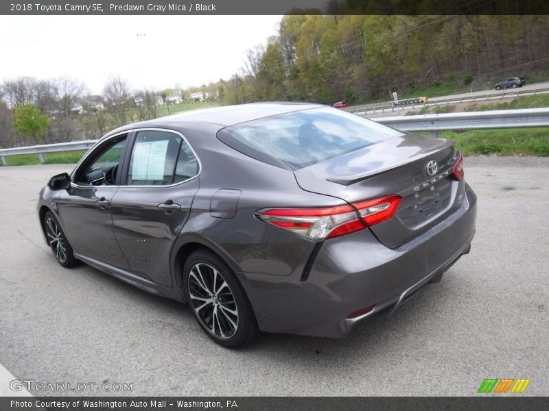 Predawn Gray Mica / Black 2018 Toyota Camry SE
