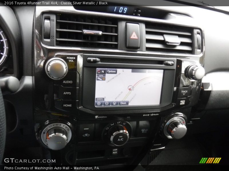 Classic Silver Metallic / Black 2016 Toyota 4Runner Trail 4x4