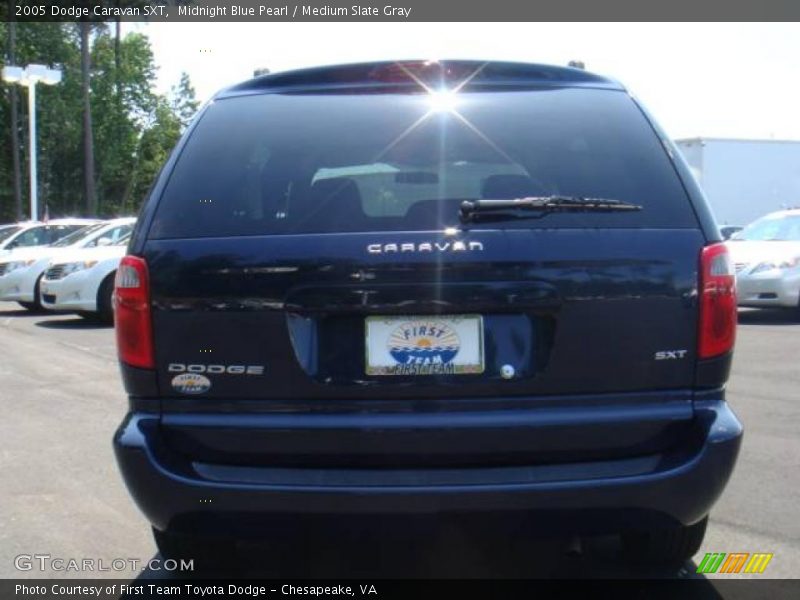 Midnight Blue Pearl / Medium Slate Gray 2005 Dodge Caravan SXT