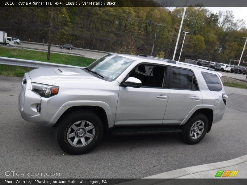 Classic Silver Metallic / Black 2016 Toyota 4Runner Trail 4x4