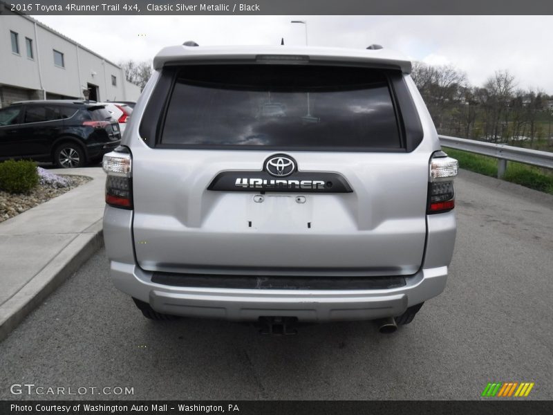 Classic Silver Metallic / Black 2016 Toyota 4Runner Trail 4x4