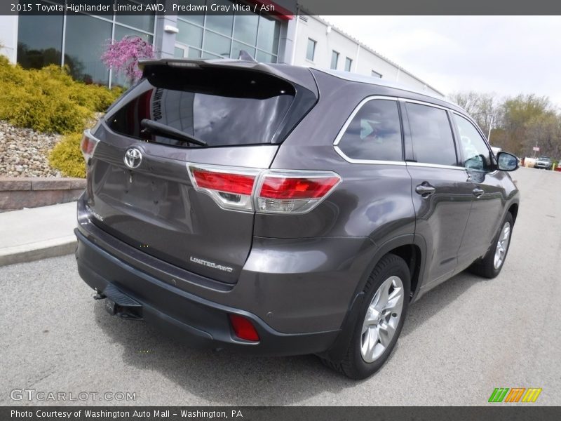 Predawn Gray Mica / Ash 2015 Toyota Highlander Limited AWD