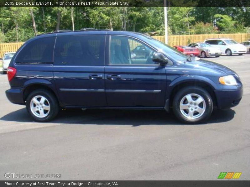 Midnight Blue Pearl / Medium Slate Gray 2005 Dodge Caravan SXT