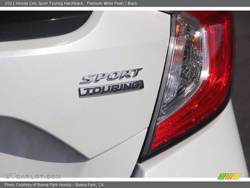 Platinum White Pearl / Black 2021 Honda Civic Sport Touring Hatchback