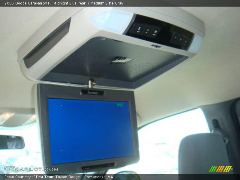 Midnight Blue Pearl / Medium Slate Gray 2005 Dodge Caravan SXT