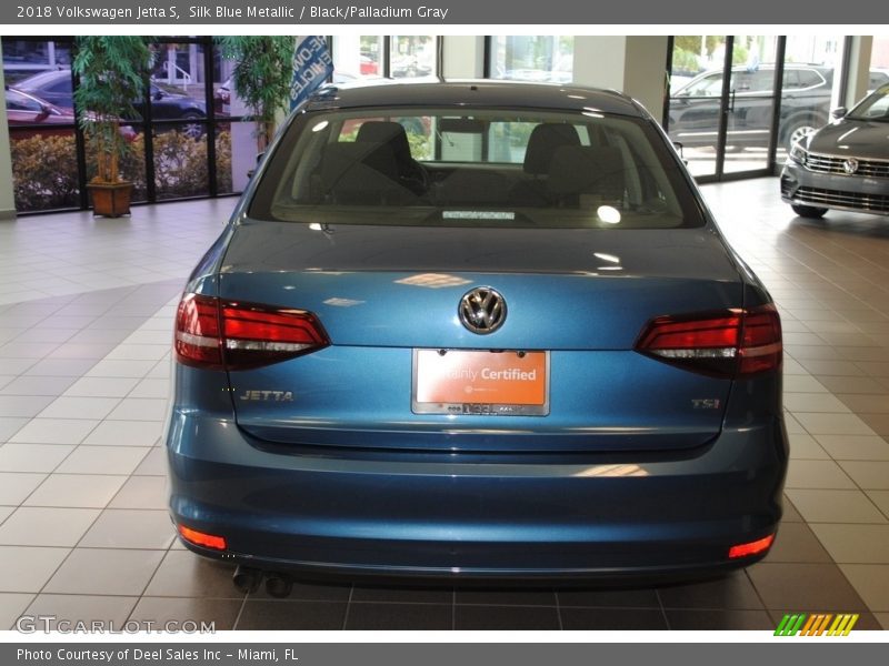 Silk Blue Metallic / Black/Palladium Gray 2018 Volkswagen Jetta S