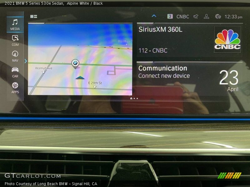 Alpine White / Black 2021 BMW 5 Series 530e Sedan