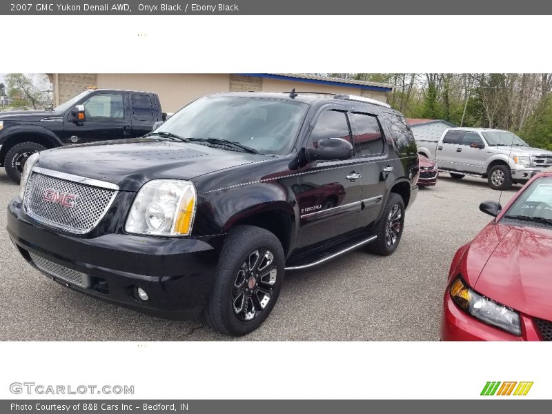 Onyx Black / Ebony Black 2007 GMC Yukon Denali AWD