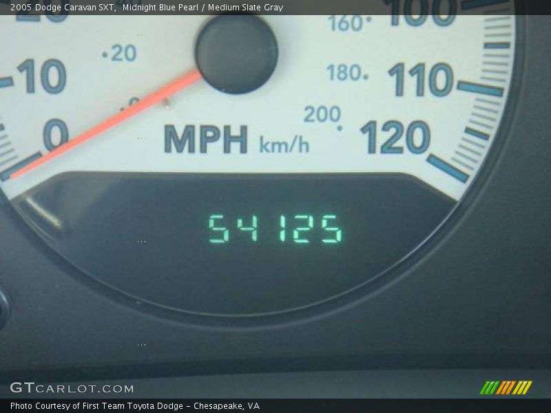 Midnight Blue Pearl / Medium Slate Gray 2005 Dodge Caravan SXT